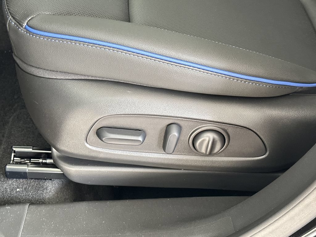 New 2026 Buick Encore GX Sport Touring w/ Advanced Technology Package FWD image 15
