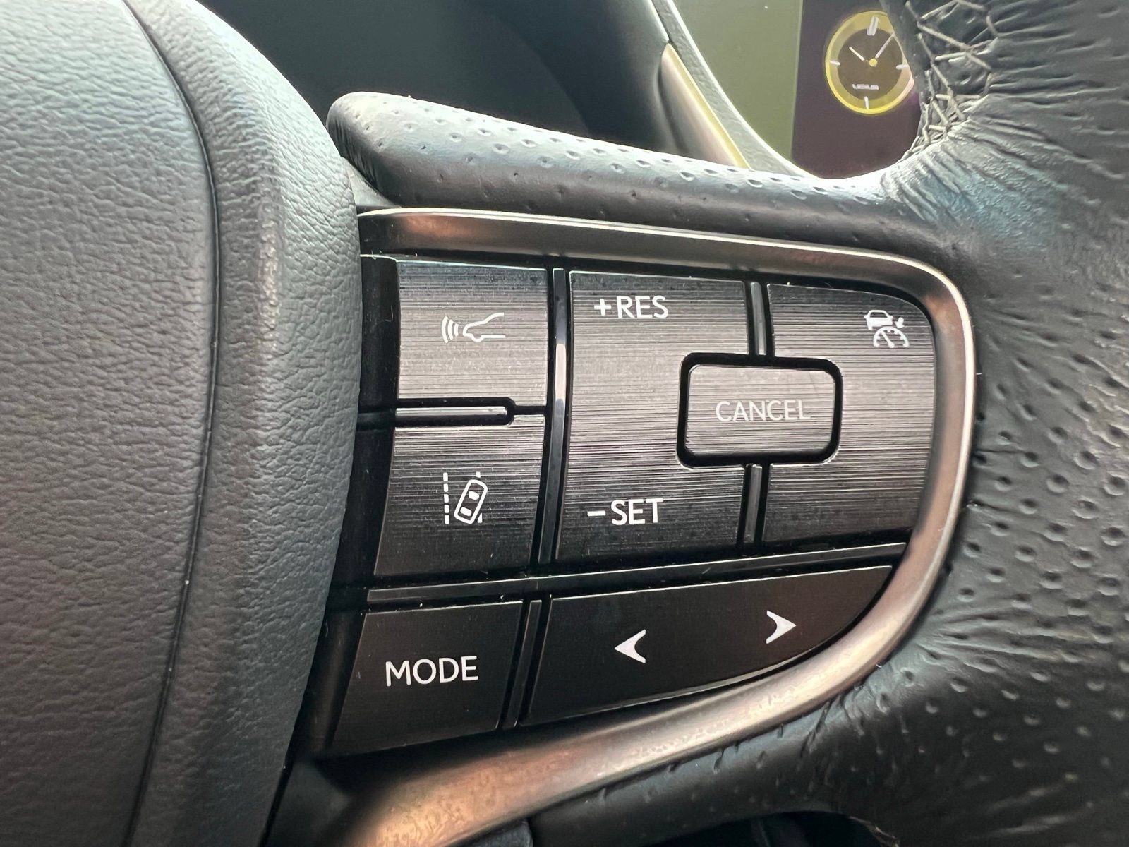 Used 2020 Lexus ES 350 F Sport w/ Accessory Package FWD image 29