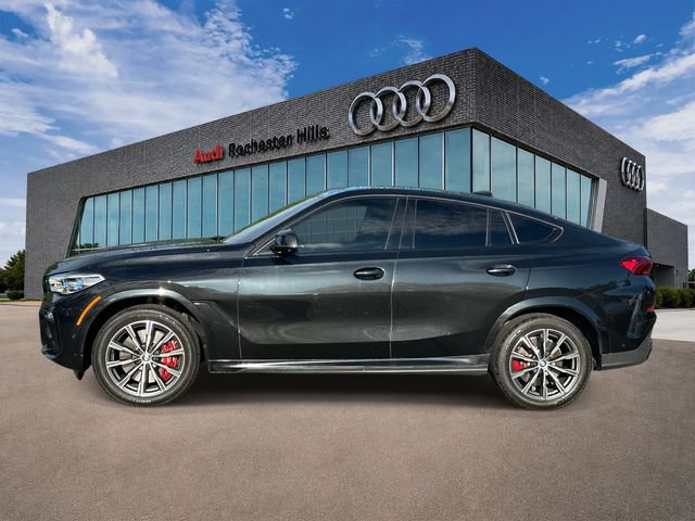 Used 2021 BMW X6 M50i w/ Executive Package AWD/4WD image 2