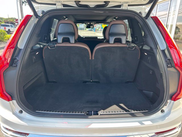 Certified 2024 Volvo XC90 B6 Plus AWD/4WD image 11