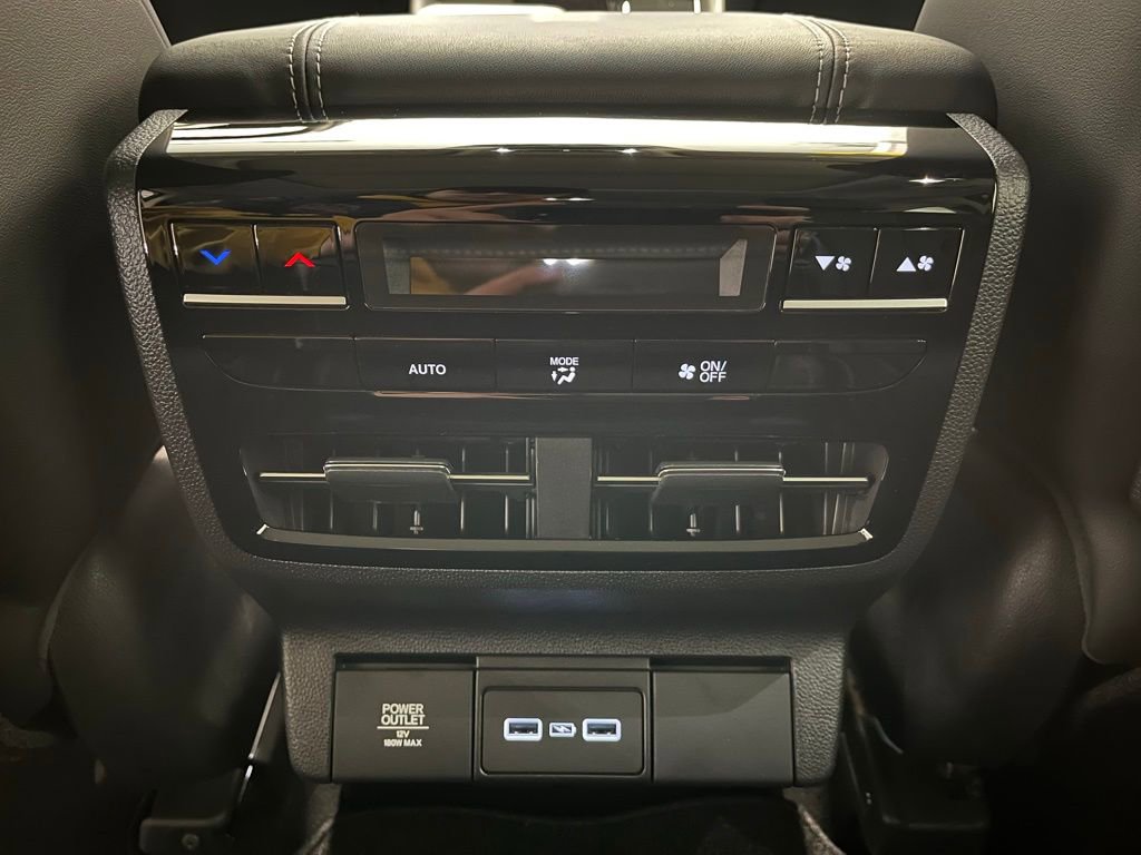 Certified 2024 Acura MDX SH-AWD w/ Technology Package image 17