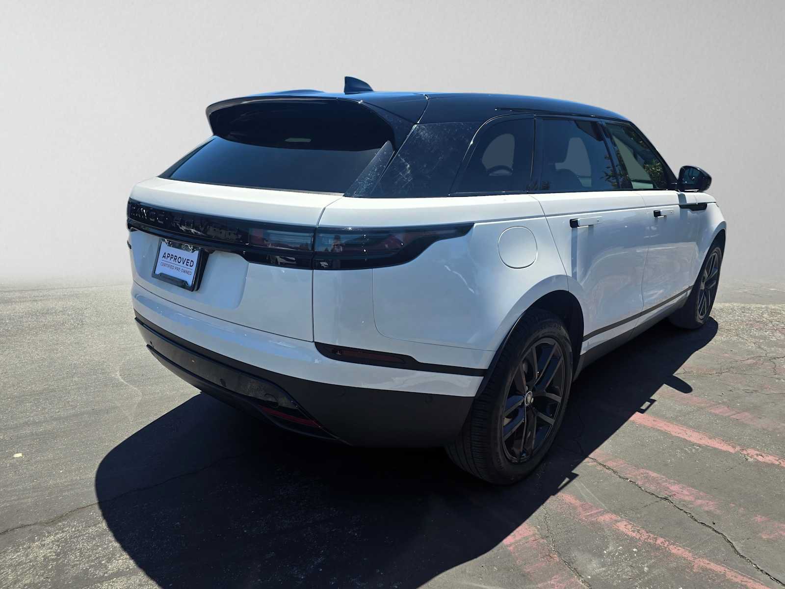 Used 2026 Land Rover Range Rover Velar S AWD/4WD image 5