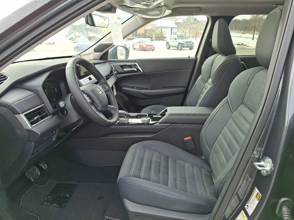 New 2026 Mitsubishi Outlander SE AWD/4WD image 6