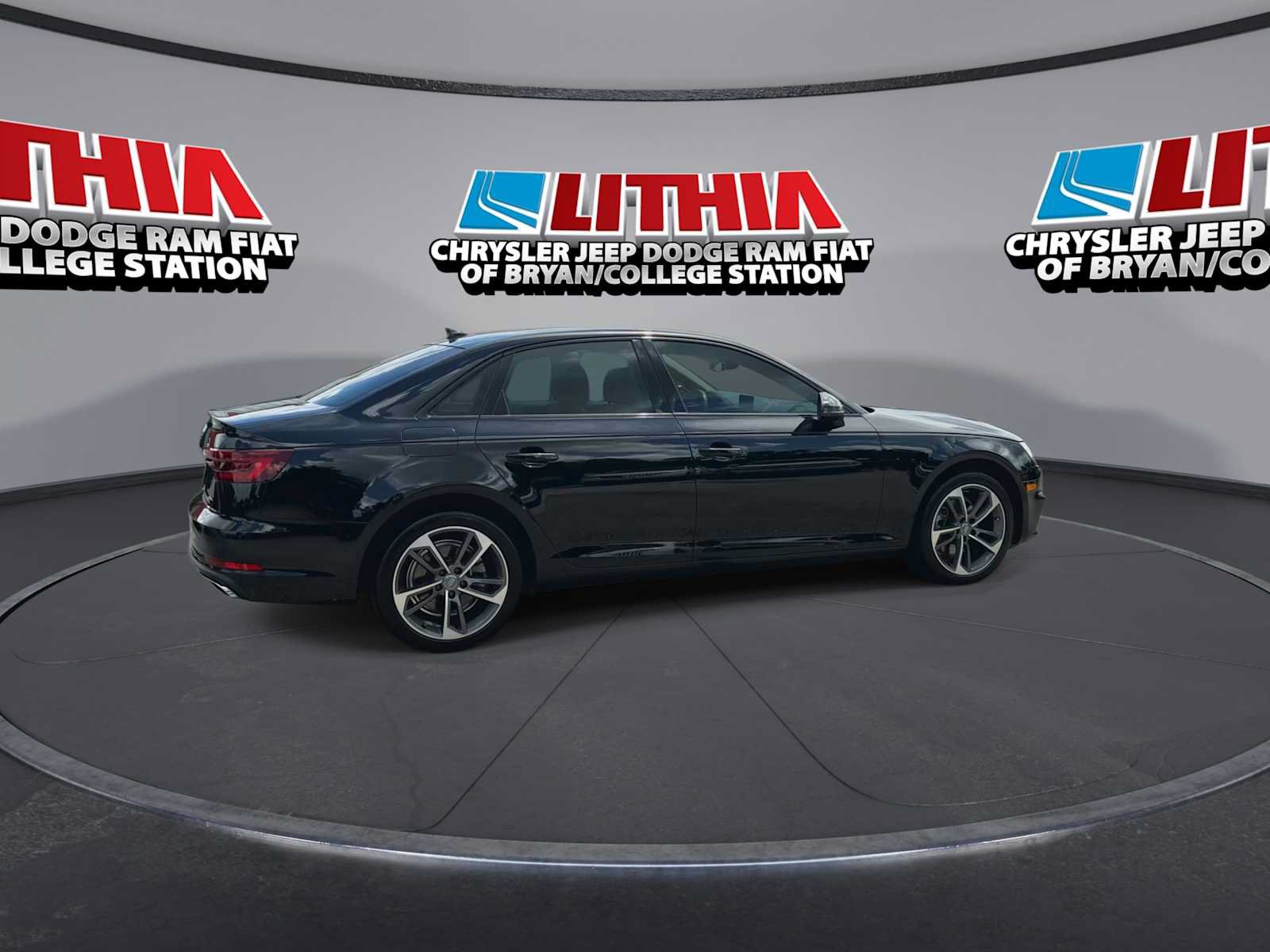 Used 2019 Audi A4 2.0T Premium FWD image 8