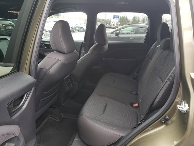 Used 2026 Subaru Forester Premium AWD/4WD image 12