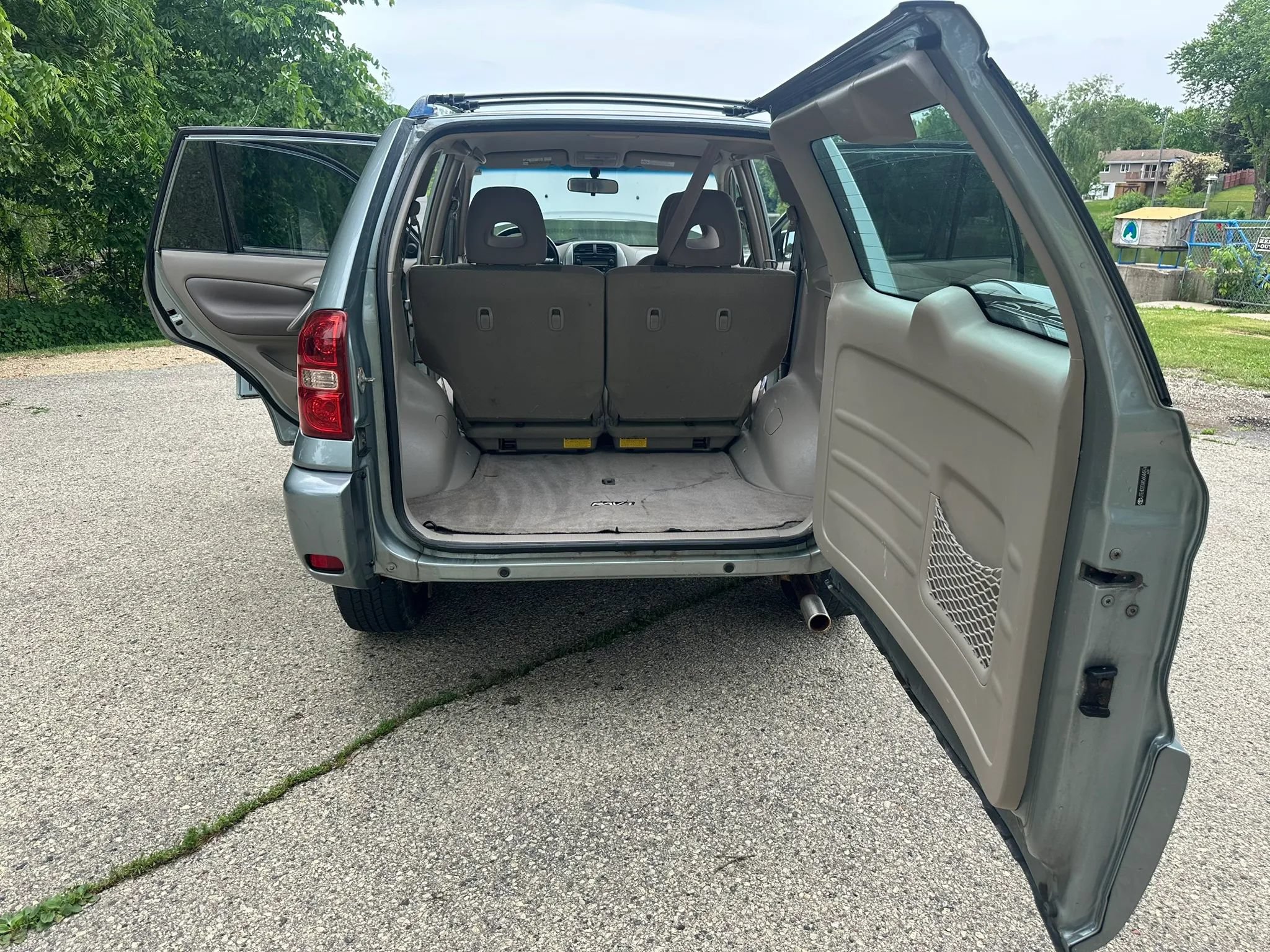 Used 2005 Toyota RAV4 4WD image 13