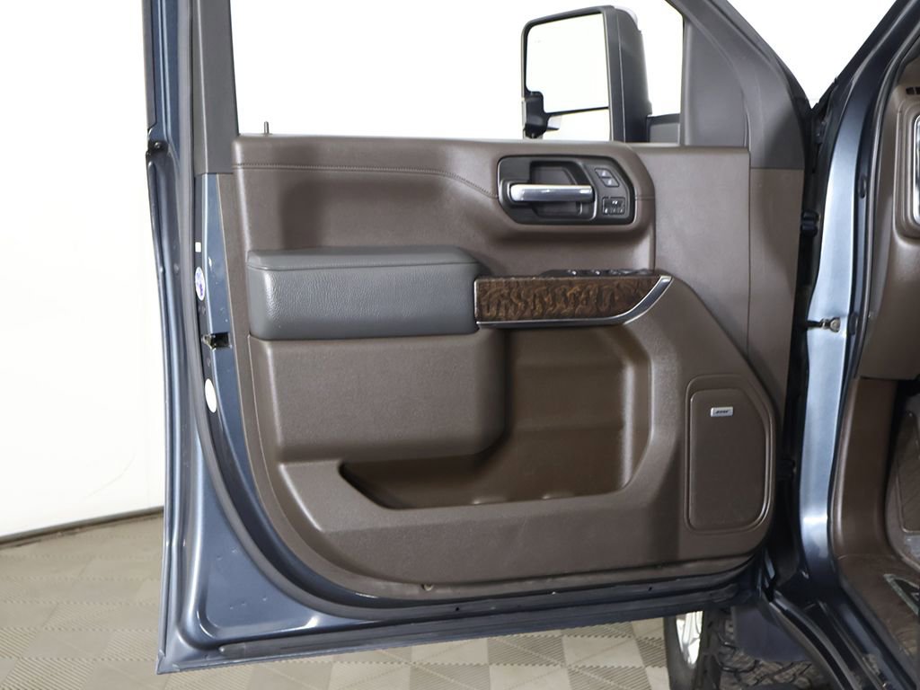 Used 2020 GMC Sierra 2500 Denali w/ Denali Ultimate Package AWD/4WD image 25