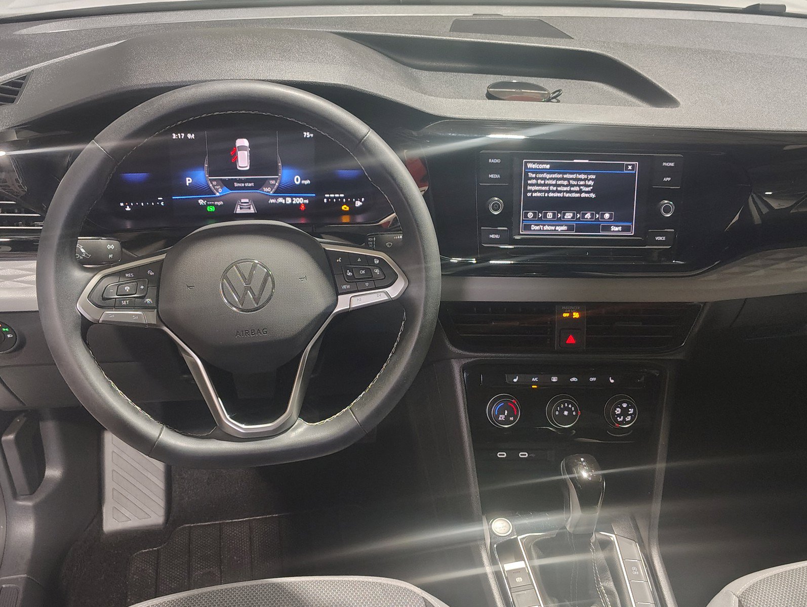 Used 2024 Volkswagen Taos S AWD/4WD image 15
