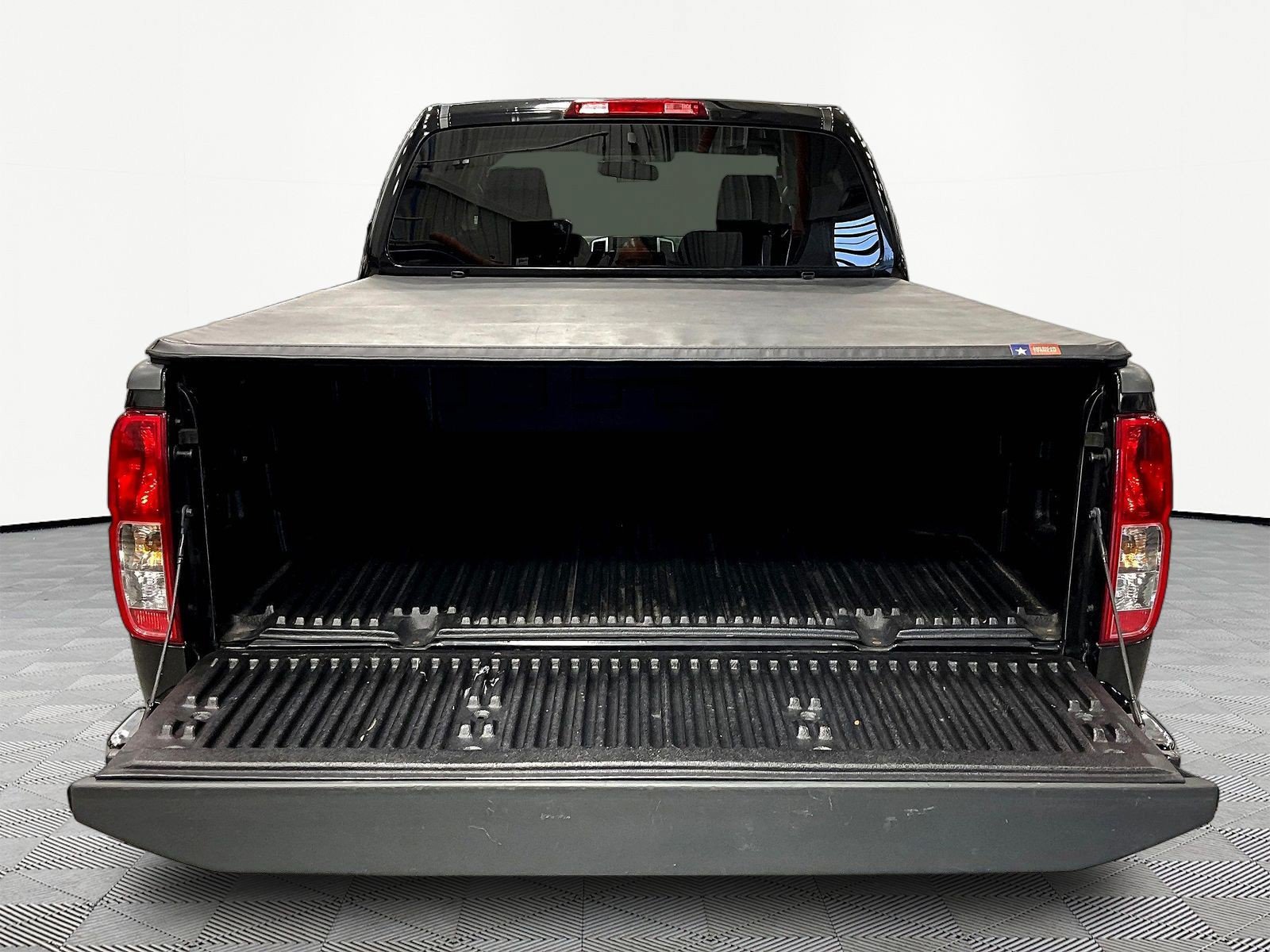 Used 2016 Nissan Frontier S RWD image 7