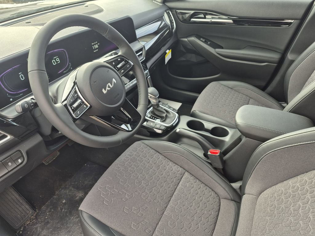 New 2026 Kia Seltos S image 10