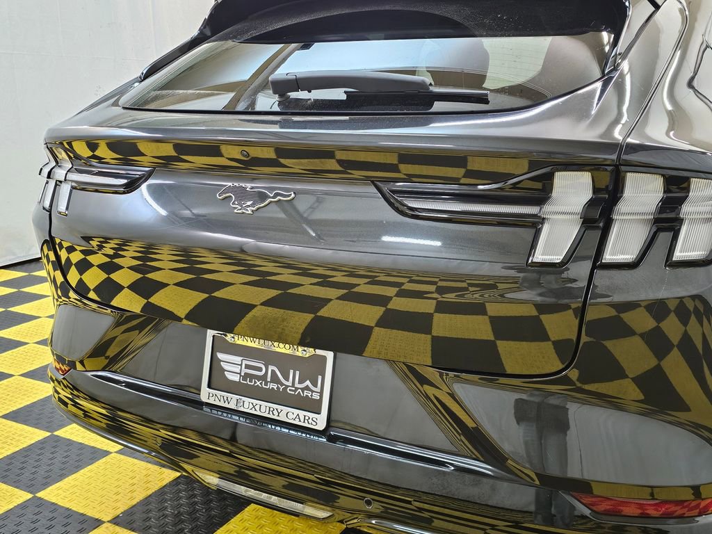 Used 2021 Ford Mustang Mach-E Premium image 12