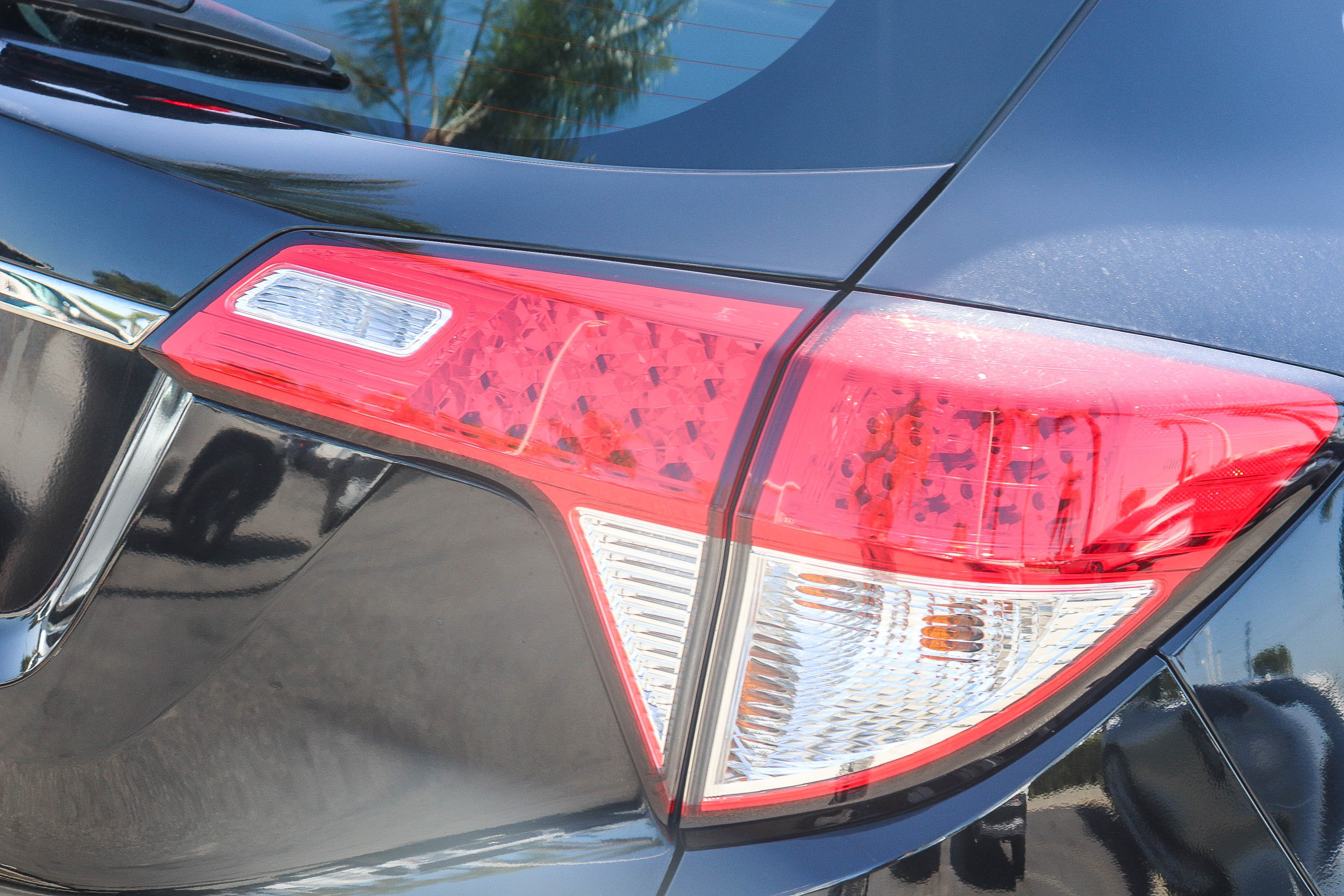 Used 2021 Honda HR-V LX image 9