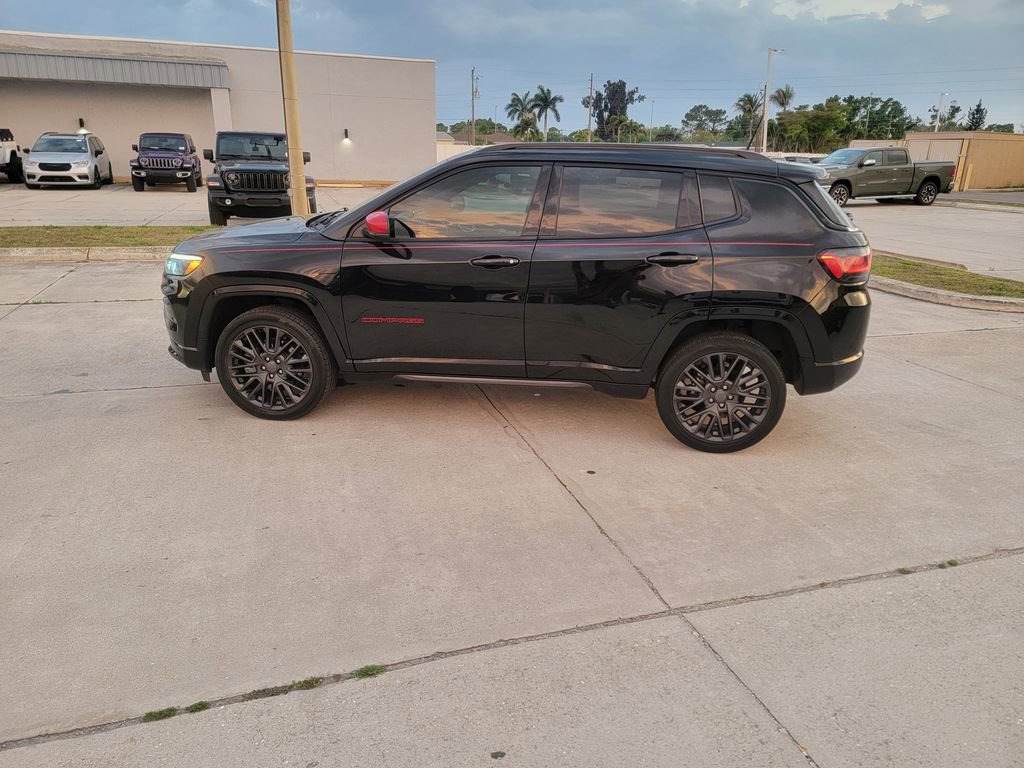 Used 2023 Jeep Compass Limited w/ Elite Group for (Red) Edition image 2
