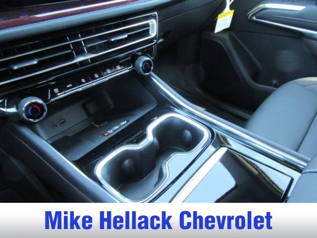 New 2026 Chevrolet Traverse Z71 w/ Driver Confidence Package image 18