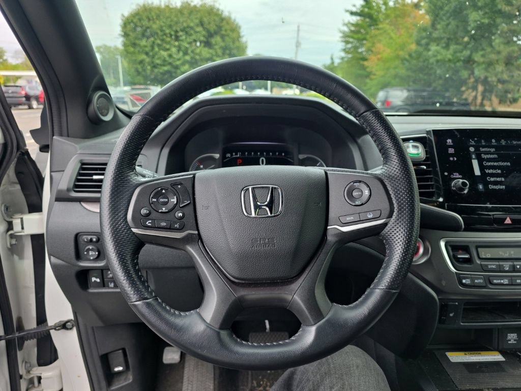 Used 2023 Honda Passport EX-L image 13