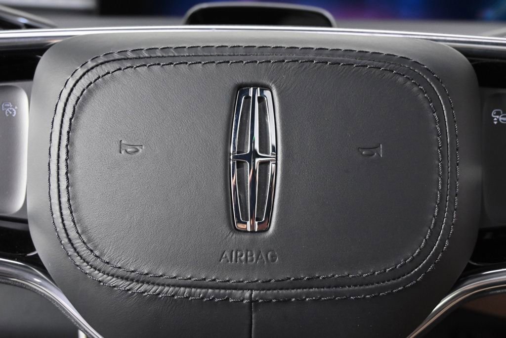 New 2026 Lincoln Navigator Black Label image 35