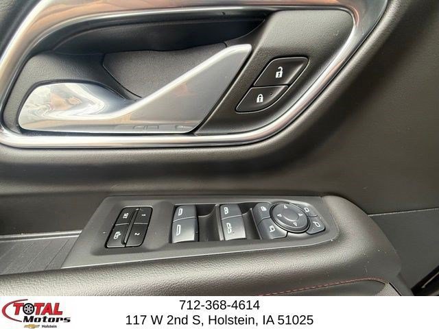 Used 2024 Chevrolet Suburban RST w/ Luxury Package AWD/4WD image 21