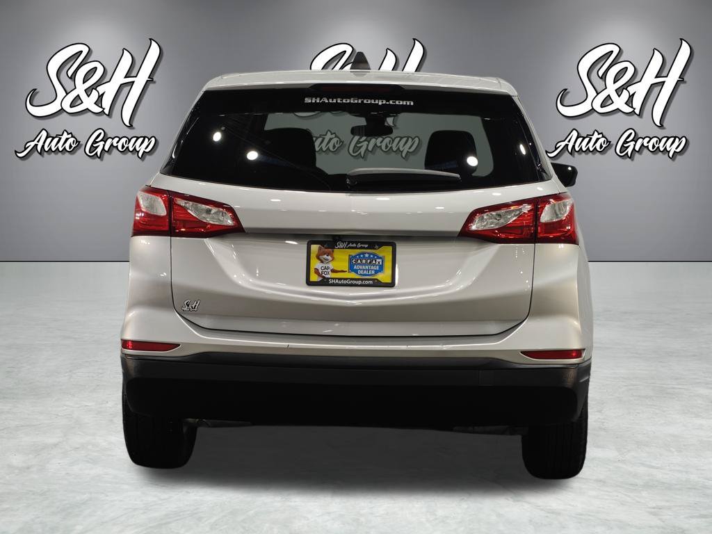Used 2021 Chevrolet Equinox LS w/ LS Convenience Package FWD image 16