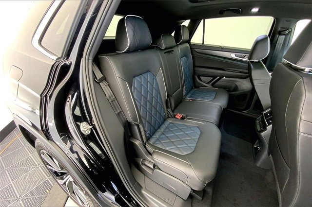 New 2026 Volkswagen Atlas Cross Sport SEL Premium R-Line image 10