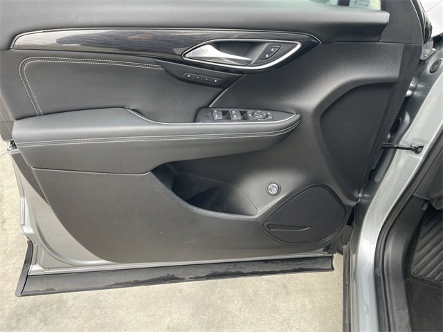 Used 2023 Buick Envision Essence w/ Sport Touring Package image 22
