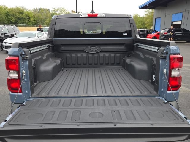 Used 2025 Ford Maverick Lariat w/ Black Appearance Package AWD/4WD image 18