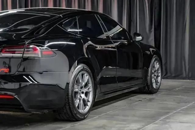 Used 2022 Tesla Model S Standard Range AWD/4WD image 13