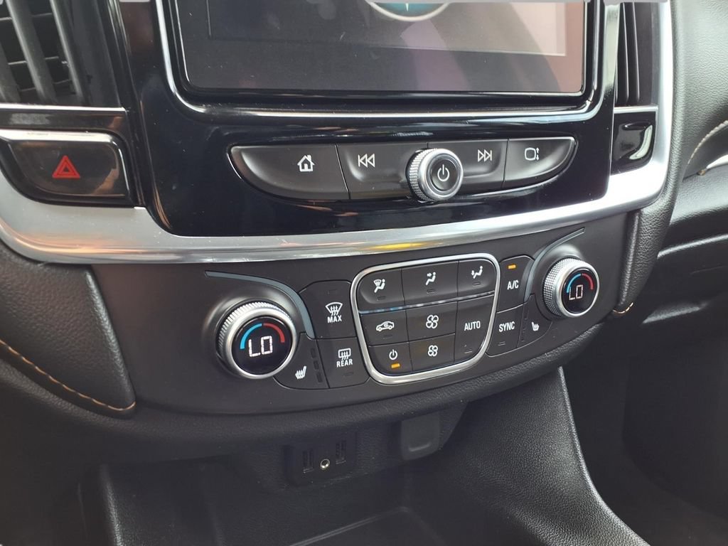 Used 2019 Chevrolet Traverse LT AWD/4WD image 10