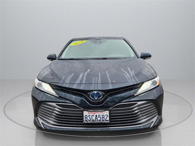 Used 2020 Toyota Camry XLE image 2