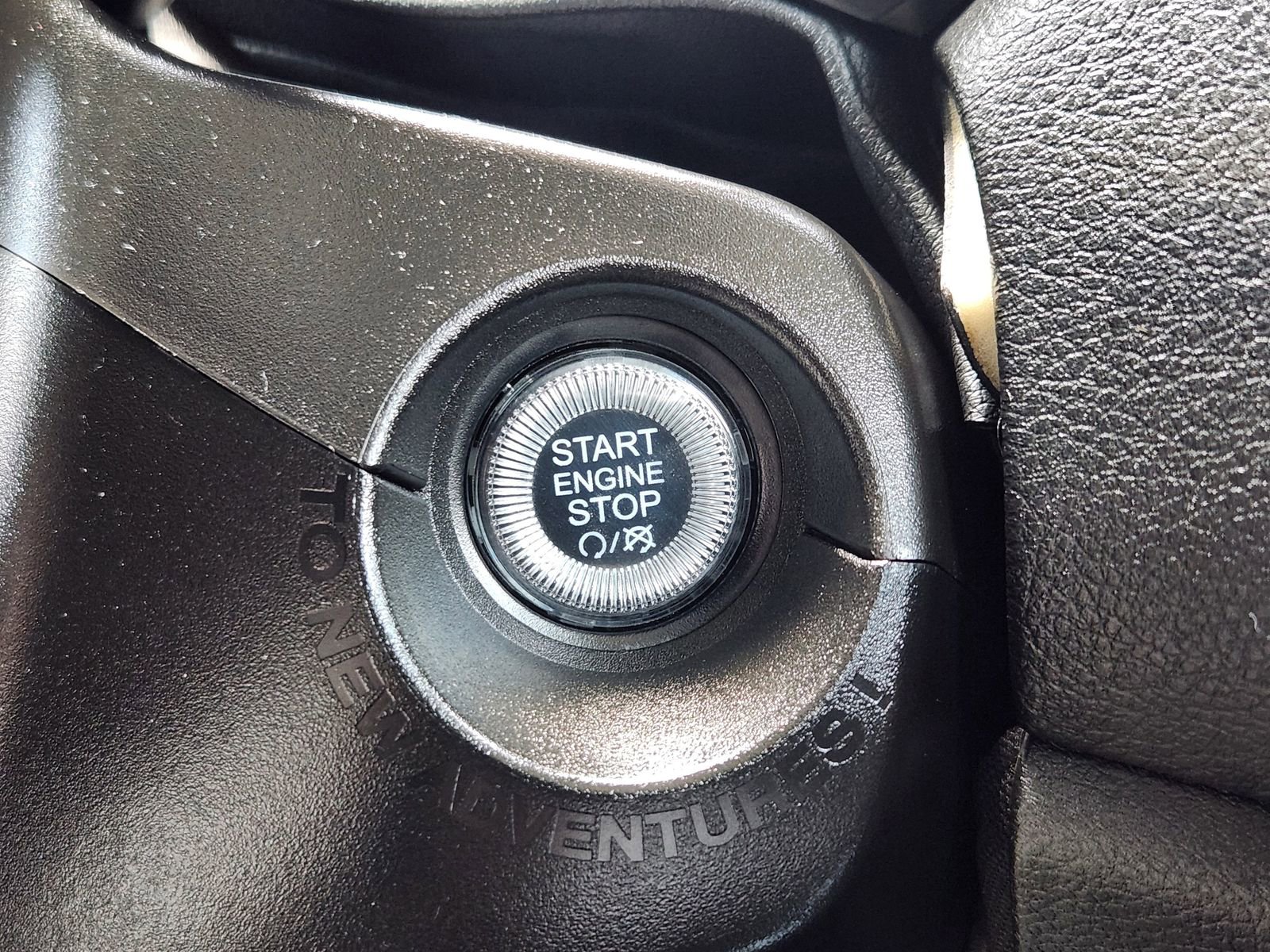 Used 2023 Jeep Renegade Limited AWD/4WD image 26