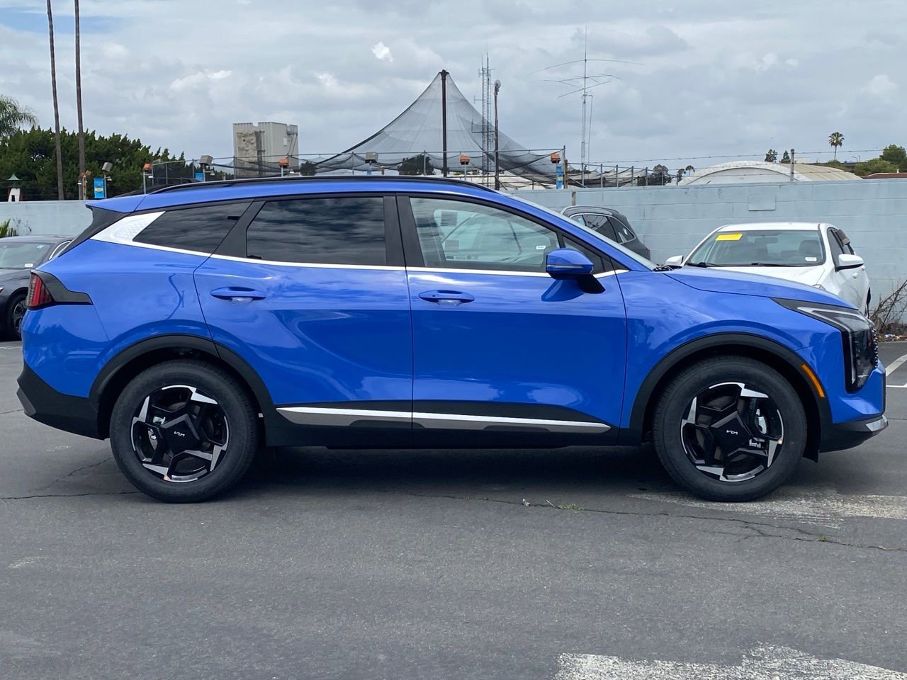 New 2026 Kia Sportage EX FWD image 2