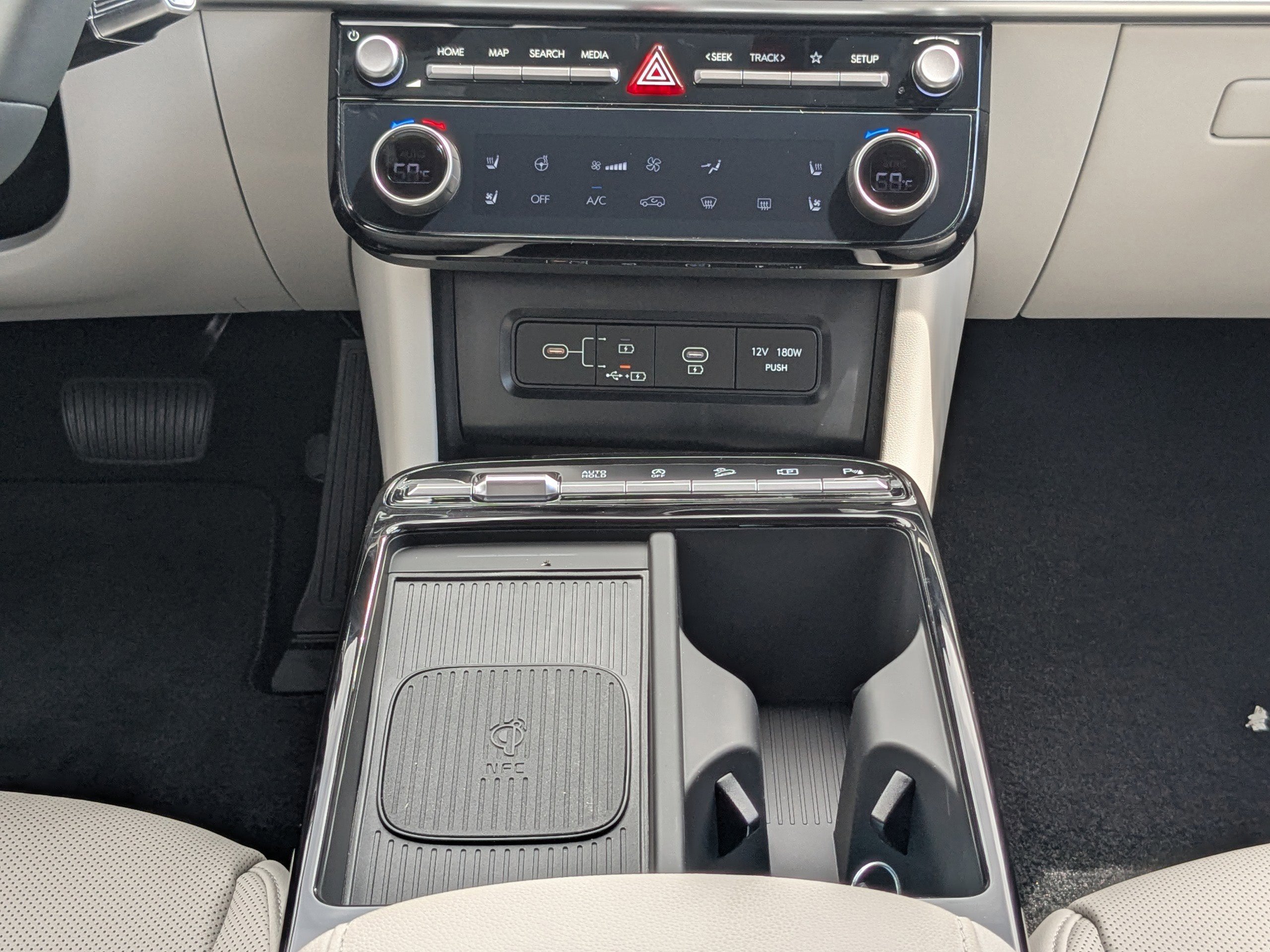 New 2026 Hyundai Tucson Limited image 18