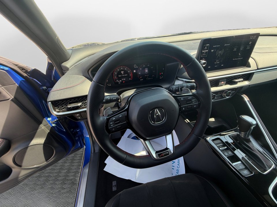 Used 2025 Acura ADX A-Spec image 13