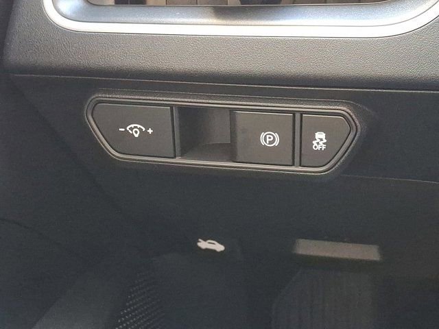 Used 2025 Kia K4 LXS image 30