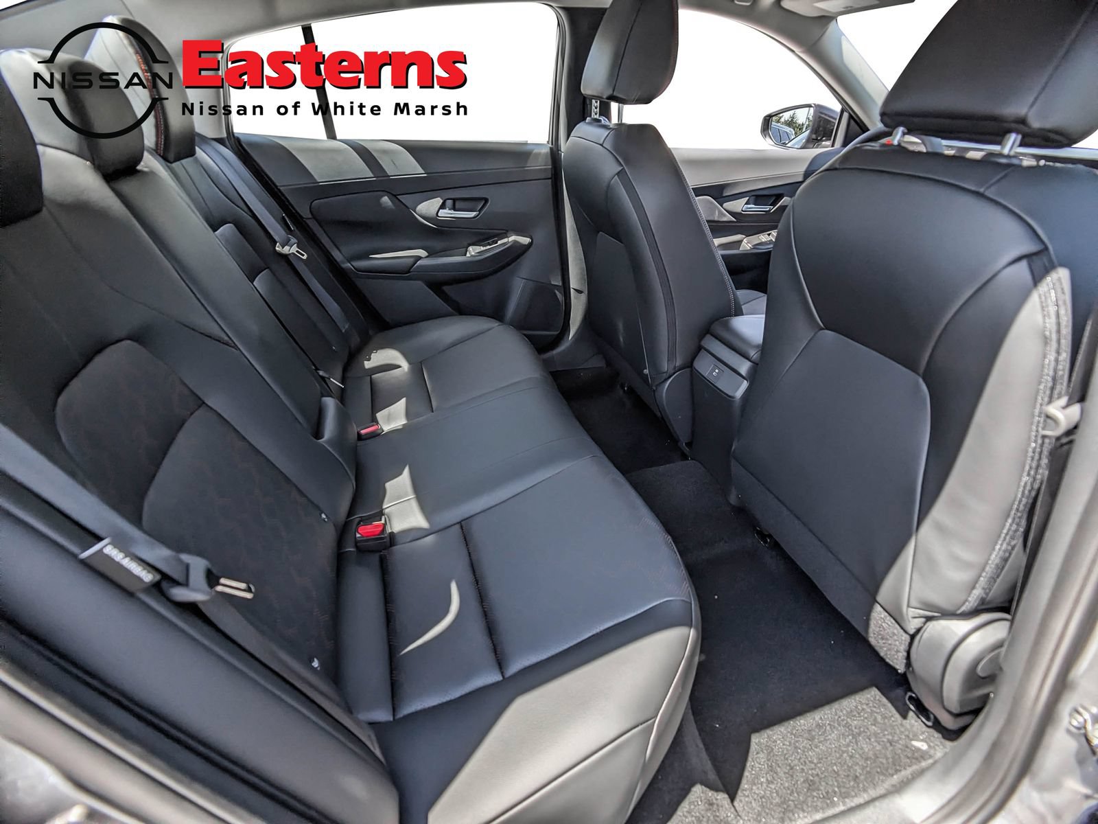 New 2026 Nissan Sentra SR w/ SR Premium Package FWD image 22