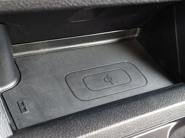 Used 2019 Toyota Tacoma TRD Off-Road w/ Technology Package AWD/4WD image 25