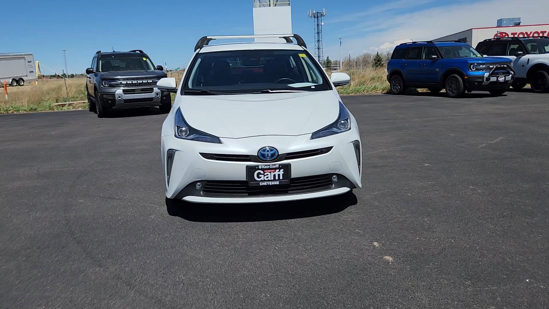 Used 2021 Toyota Prius XLE AWD/4WD image 4