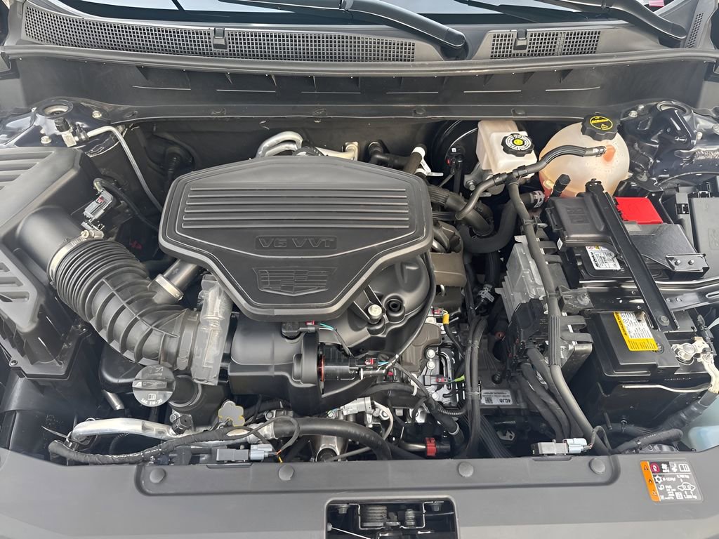 Certified 2025 Cadillac XT6 Premium Luxury image 9