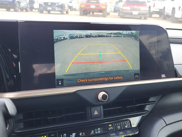 Used 2023 Toyota Crown Limited AWD/4WD image 17