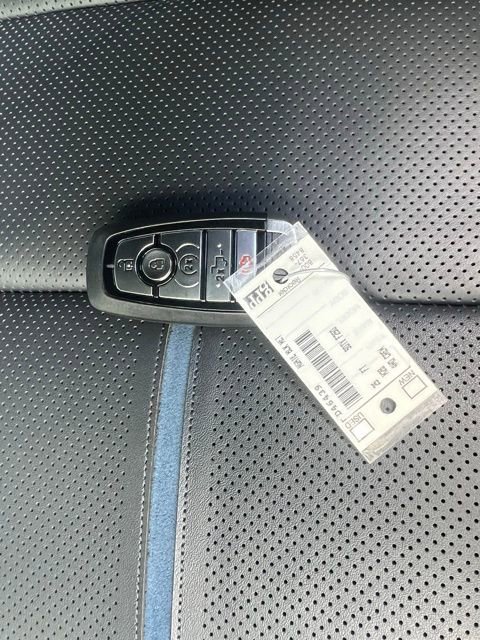 New 2025 Ford F250 Platinum image 31