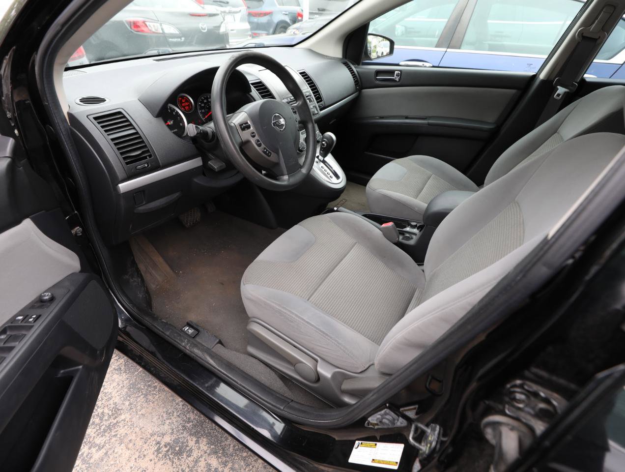 Used 2010 Nissan Sentra 2.0 S FWD image 13