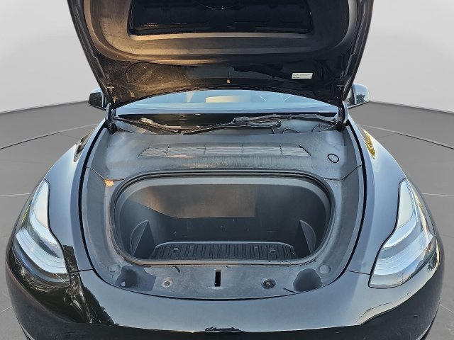 Used 2023 Tesla Model Y Long Range AWD/4WD image 30