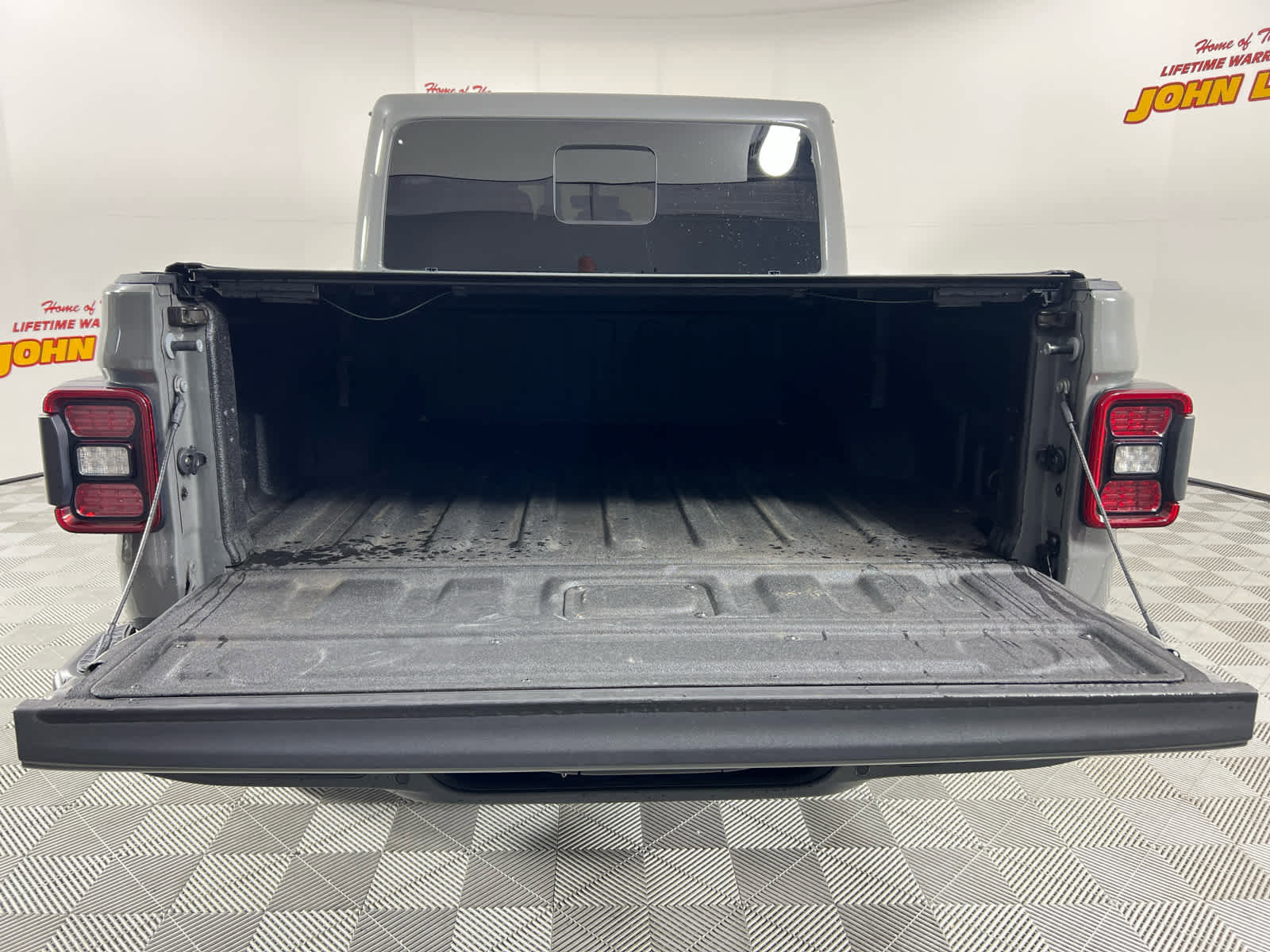 Used 2021 Jeep Gladiator Mojave image 5