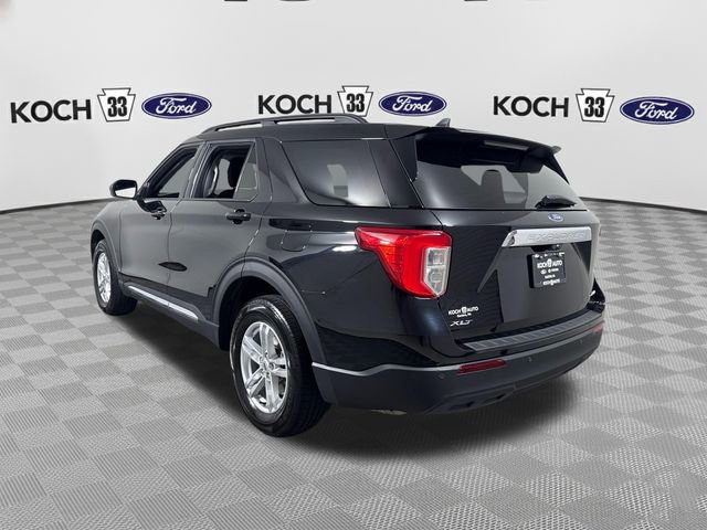 Used 2023 Ford Explorer XLT image 6