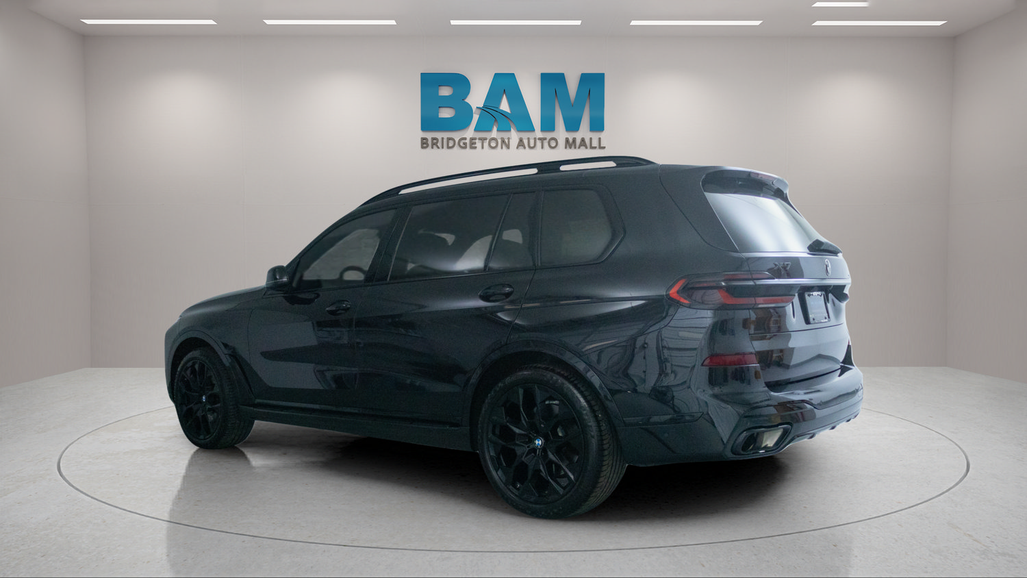 Used 2024 BMW X7 xDrive40i w/ Executive Package AWD/4WD image 5