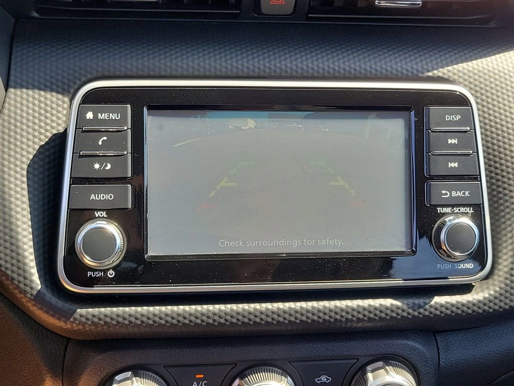 Used 2022 Nissan Kicks S FWD image 12