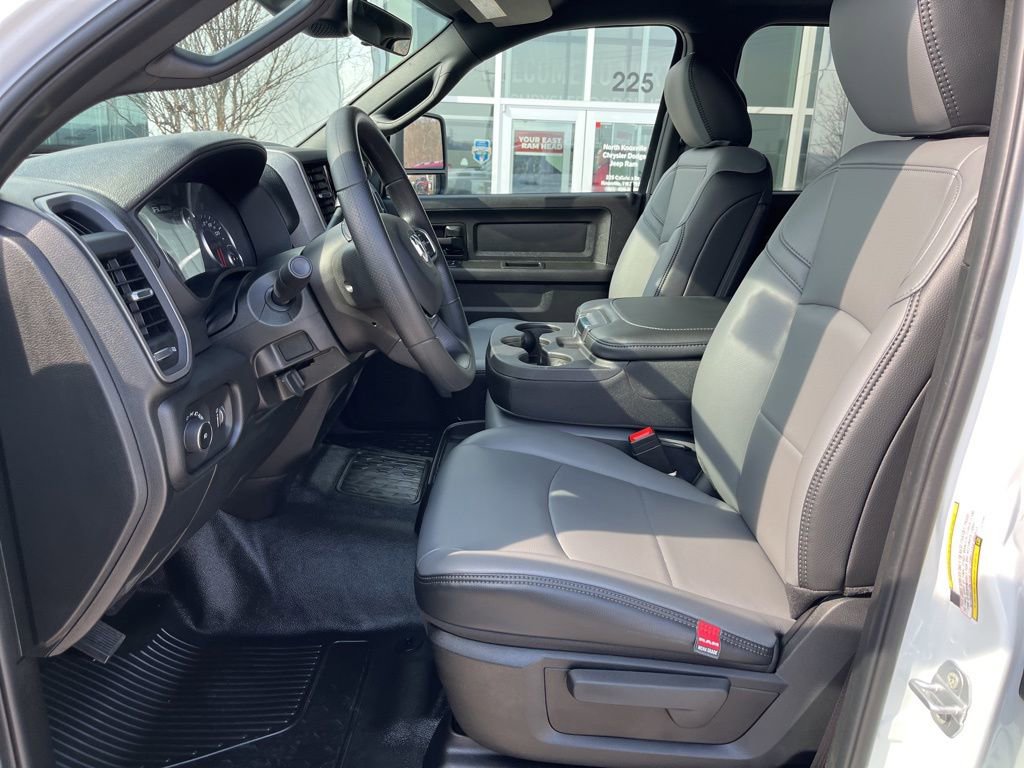 New 2026 RAM 5500 Tradesman AWD/4WD image 3