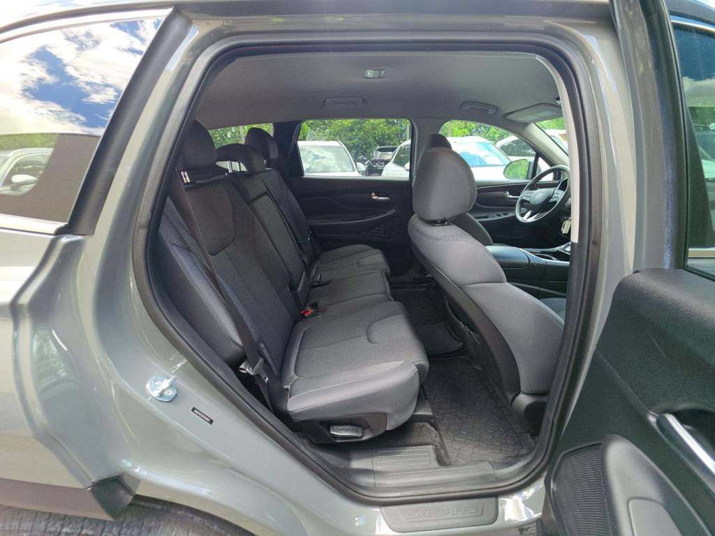 Used 2023 Hyundai Santa Fe SE FWD image 18