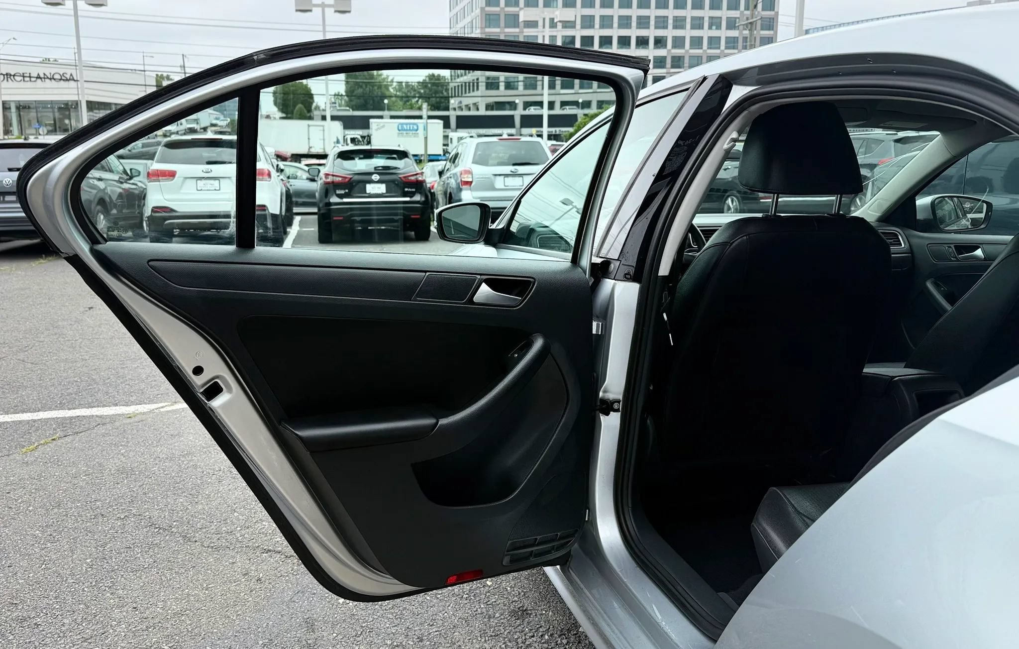 Used 2014 Volkswagen Jetta SE FWD image 21
