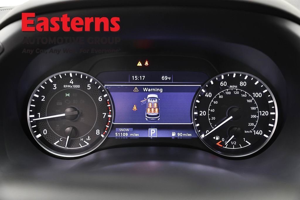 Used 2024 Nissan Armada SL w/ Captain's Chairs Package image 17