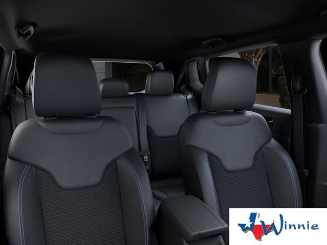 New 2026 Jeep Compass Latitude image 30